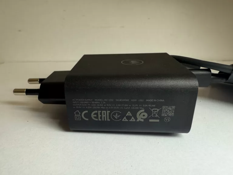 ŁADOWARKA MOTOROLA 125W