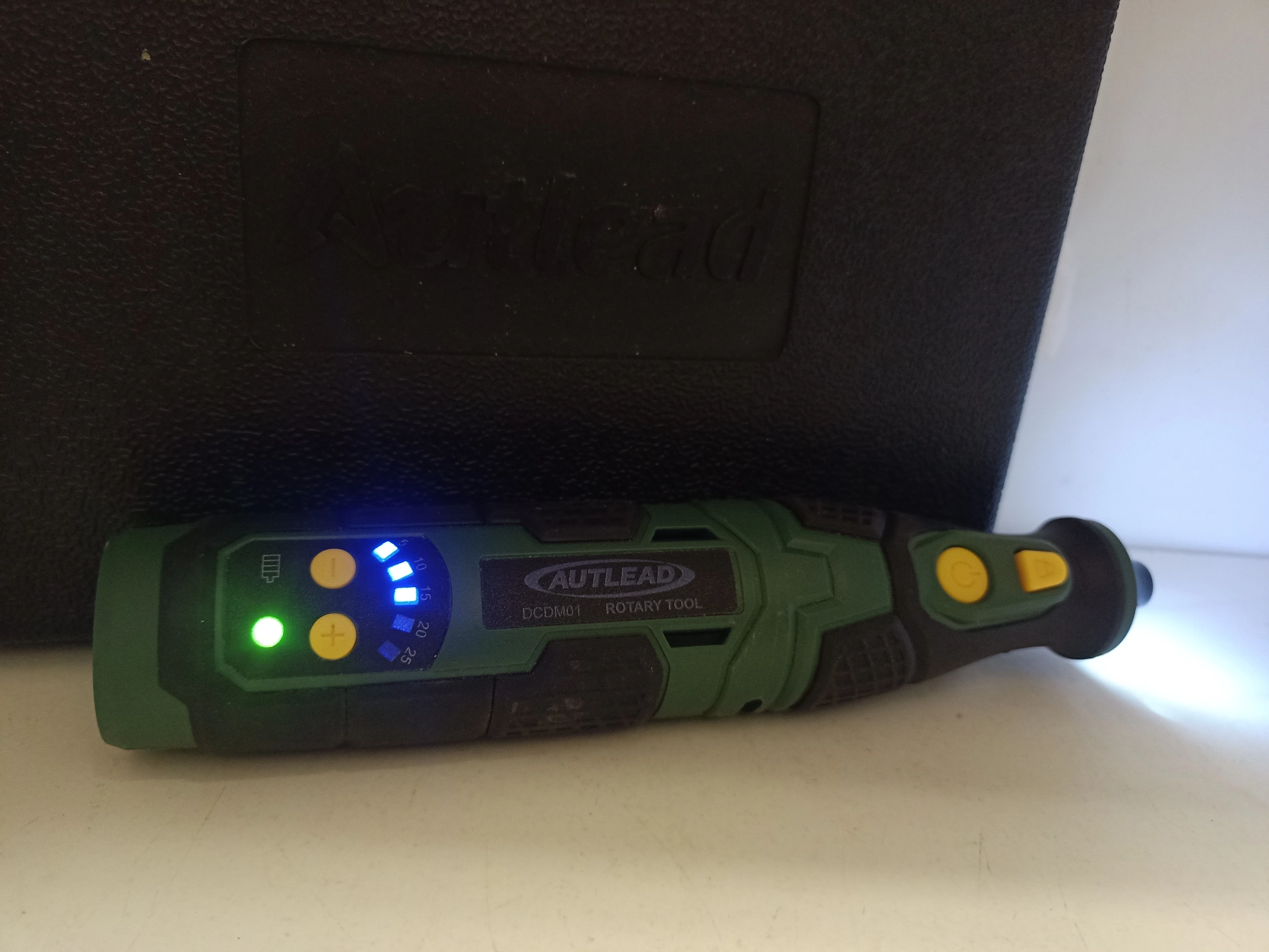 szlifierka-wielofunkcyjna-grawerka-autlead-dcdm01-72v-osprzet-zasilacz-stan-11323-2