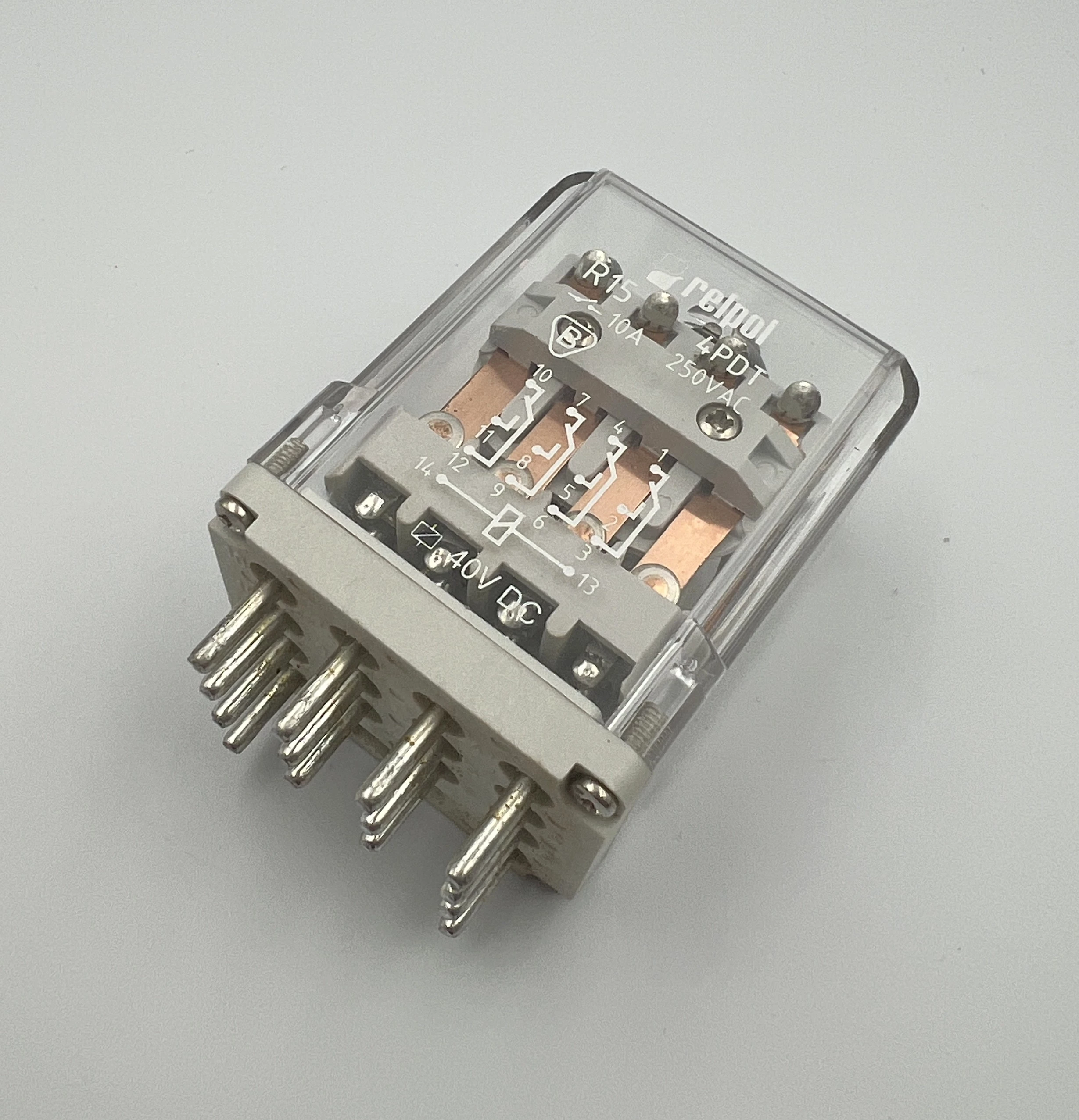 przekaznik-r15-1014-23-1040-stan-11323-2