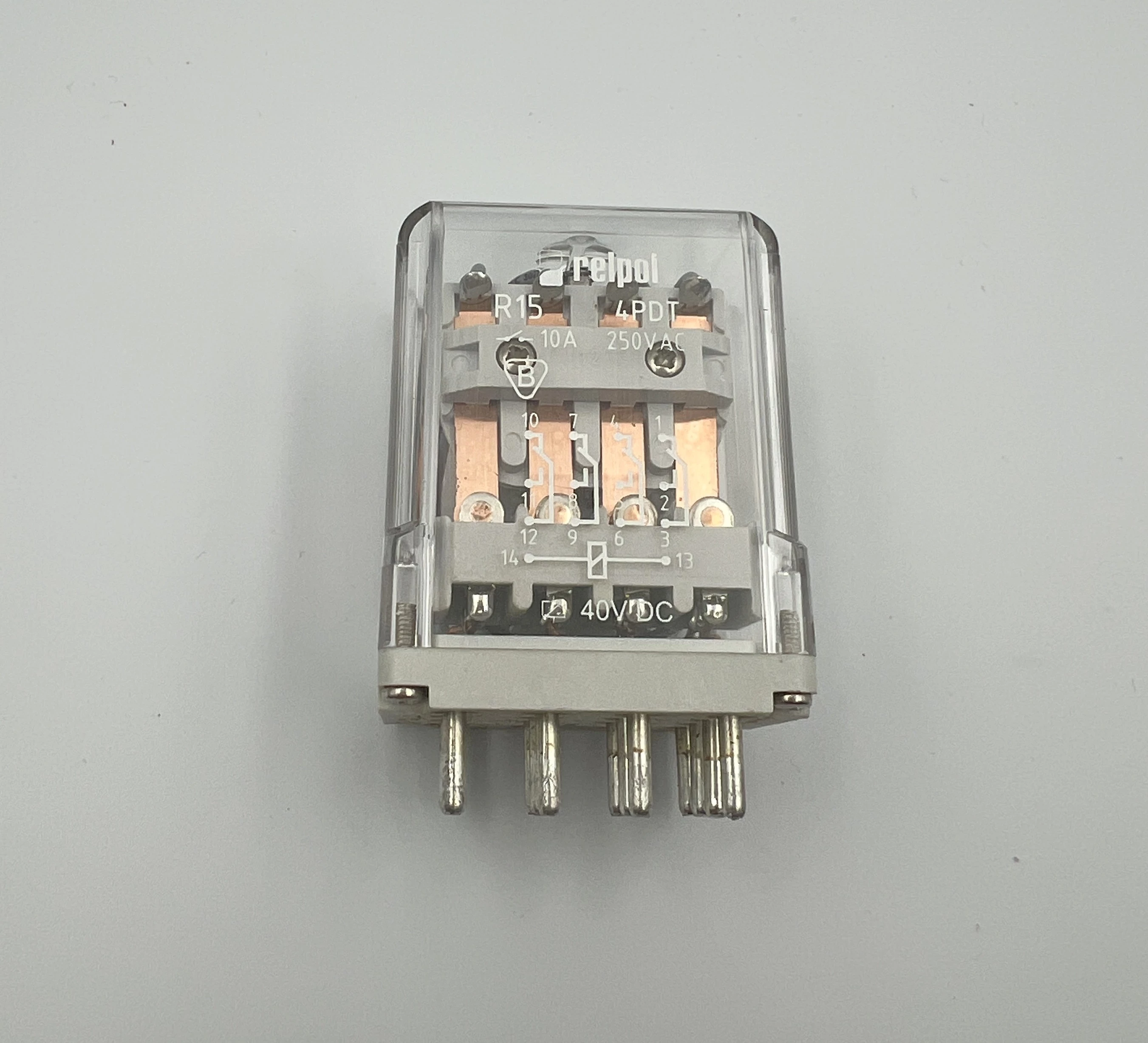 przekaznik-r15-1014-23-1040-przyjaciol-zolnierza-4-szczecin