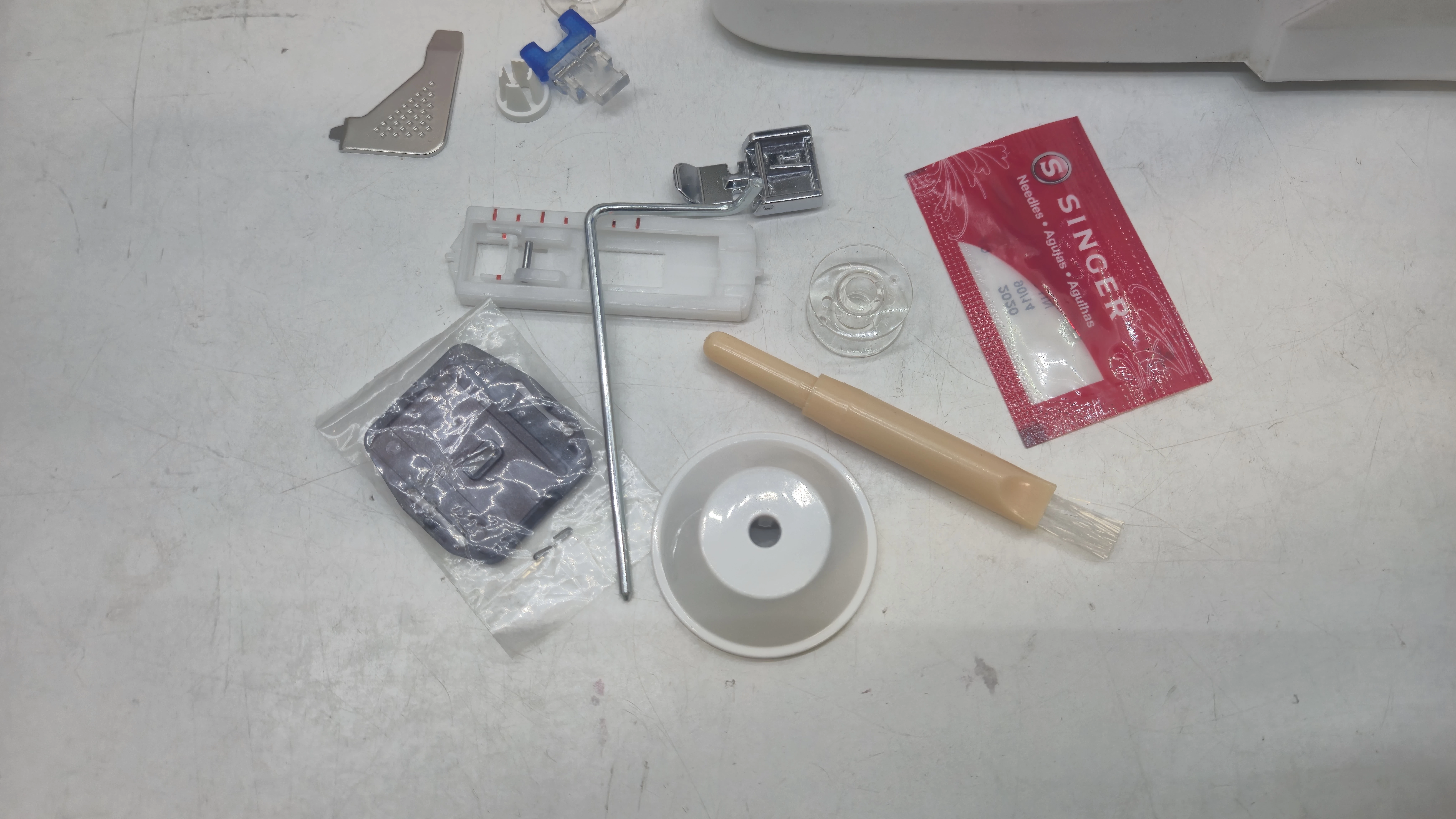 maszyna-do-szycia-singer-m320l-kod-producenta-100331608