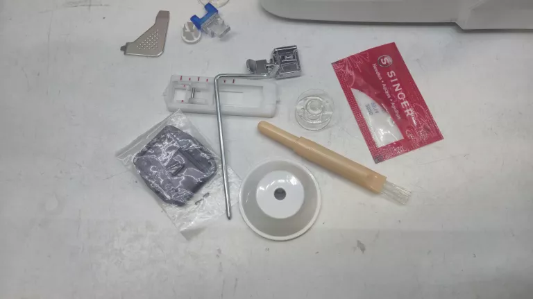 maszyna-do-szycia-singer-m320l-kod-producenta-100331608