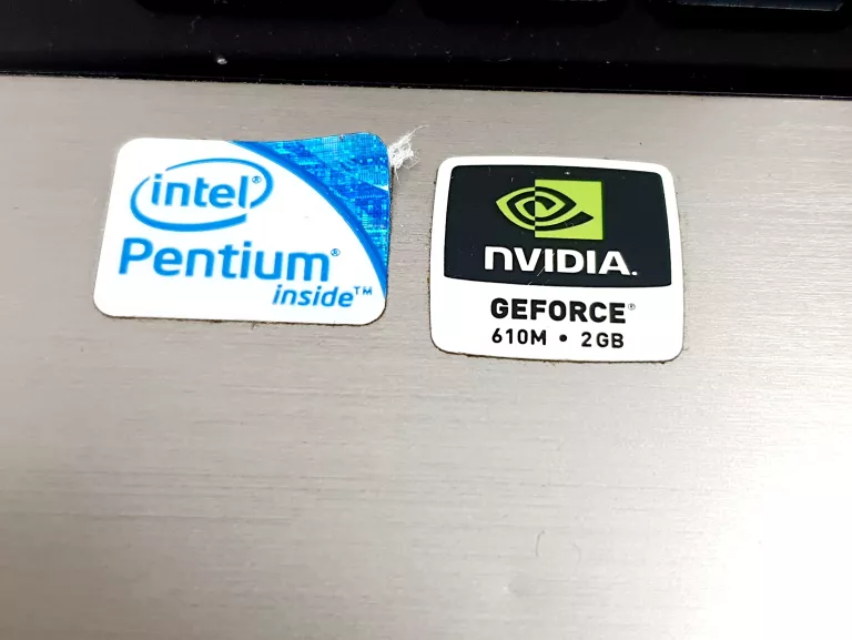 LAPTOP ASUS R500V 4/500 GB PENTIUM CPU B980 WIN10PRO NVIDIA
