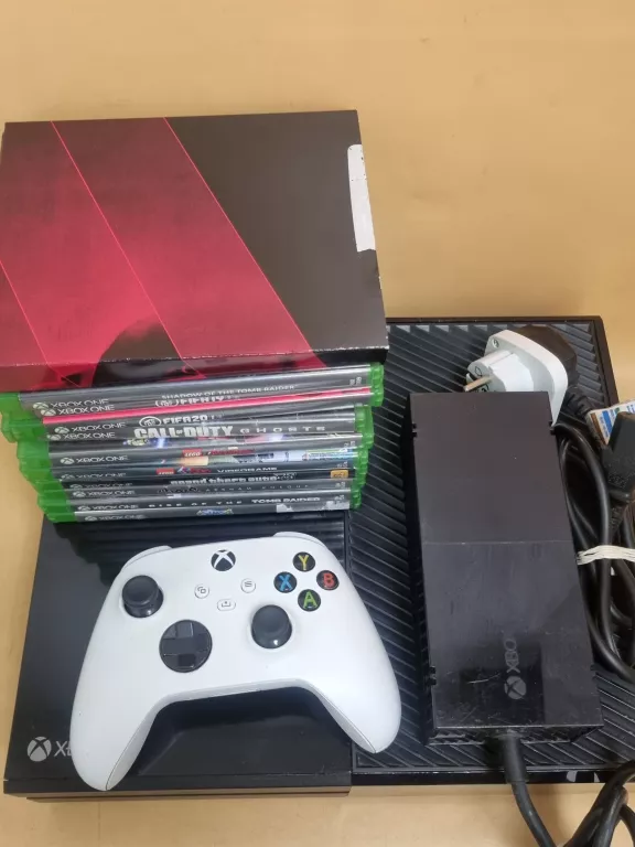 KONSOLA XBOX ONE 500GB 11 GIER