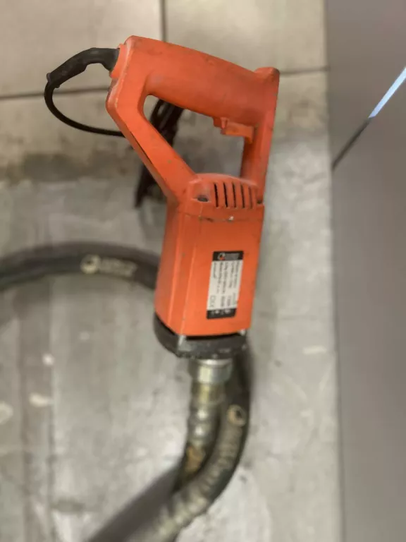 WIBRATOR DO BETONU RIPPER 1300
