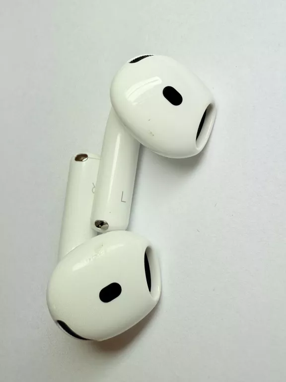 SŁUCHAWKI APPLE AIRPODS 4