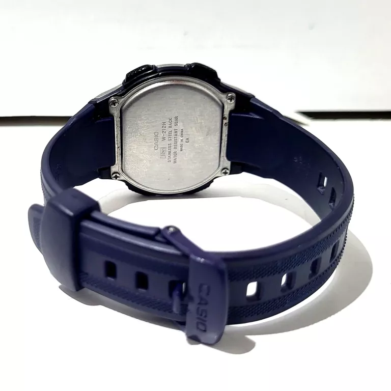 ZEGAREK CASIO W-212H