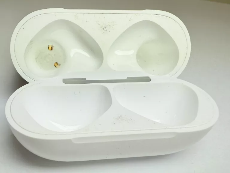 SŁUCHAWKI APPLE AIRPODS 4