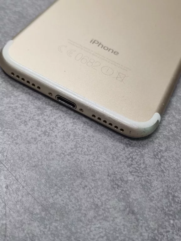 TELEFON IPHONE 7 2/32 100%