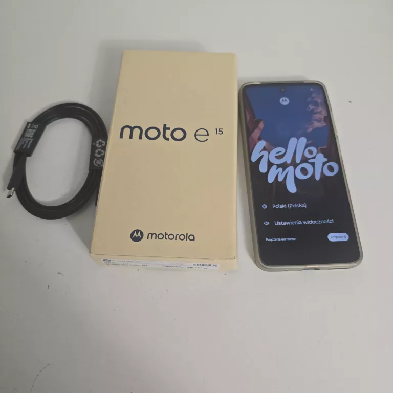 TELEFON MOTOROLA MOTO E15