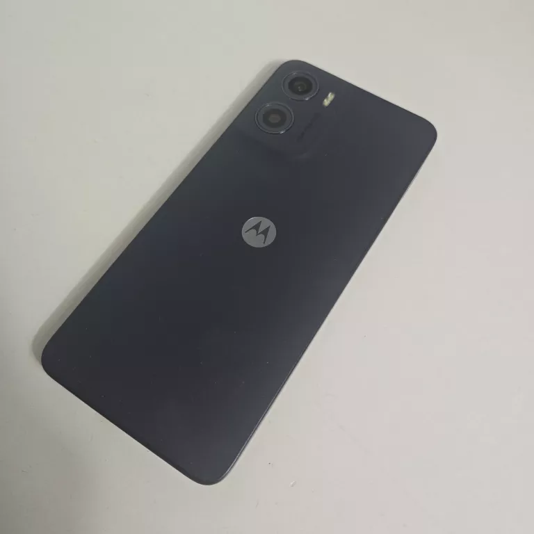 TELEFON MOTOROLA MOTO E15