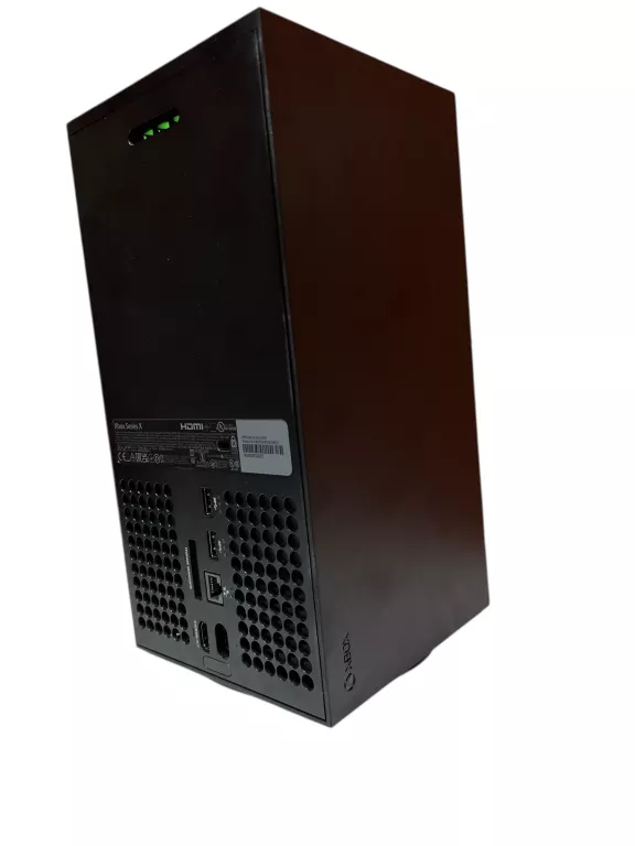 KONSOLA XBOX SERIES X / ZESTAW