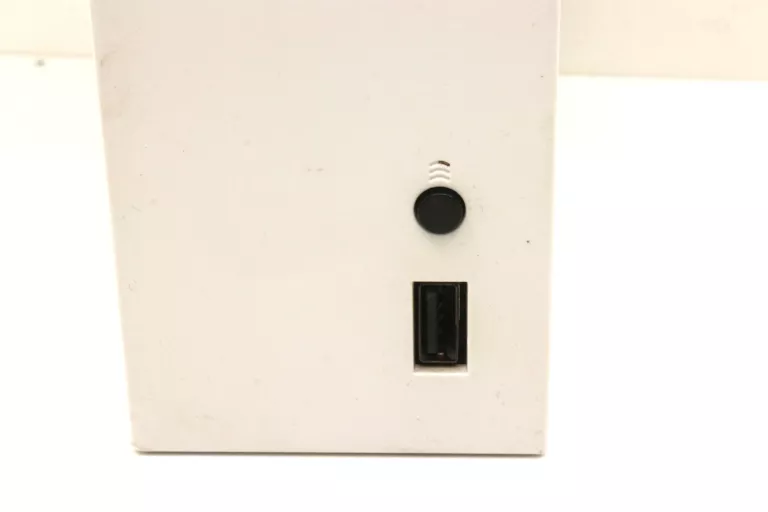 KONSOLA XBOX SERIES S 1883 2 PADY