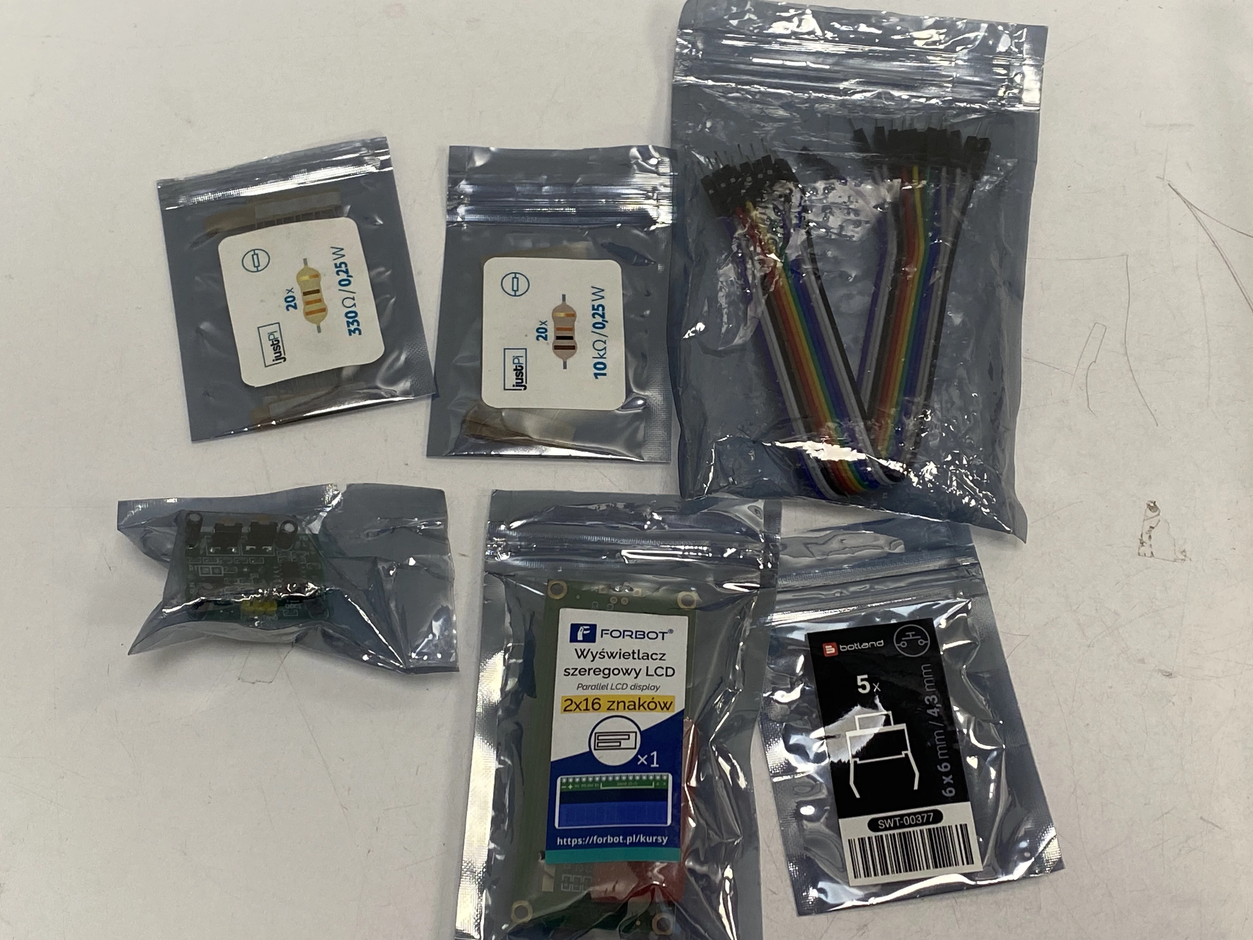 mikrokomputer-raspberry-pi-4-b-2gb-stan-11323-2