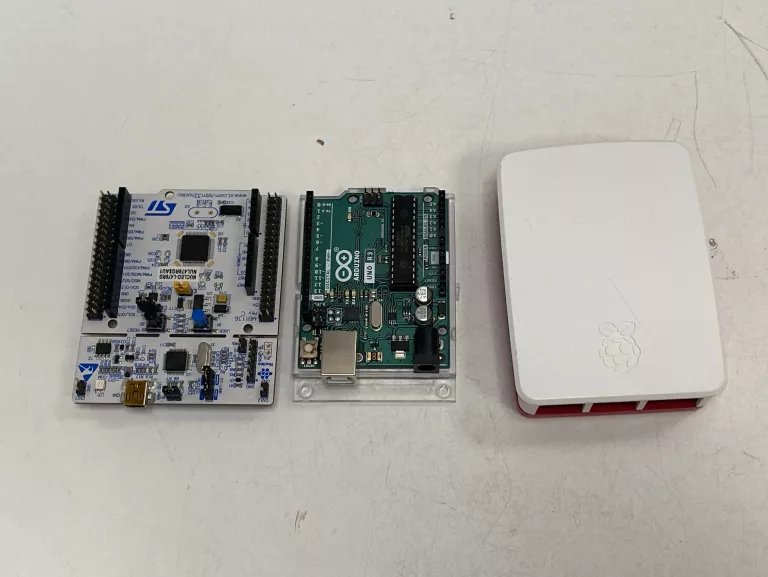 MIKROKOMPUTER RASPBERRY PI 4 B 2GB