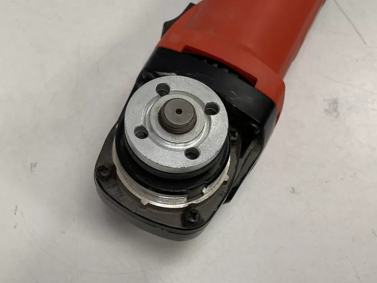 SZLIFIERKA KĄTOWA YATO YT-82101 1100W
