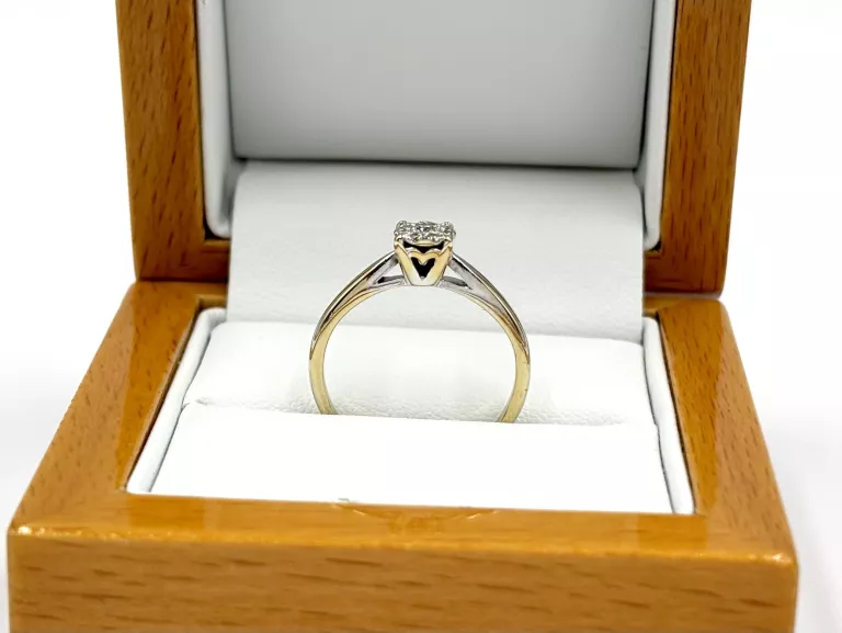 ZŁOTY PIERŚCIONEK Z DIAMENTAMI 375 1,97G R13 0,13CT