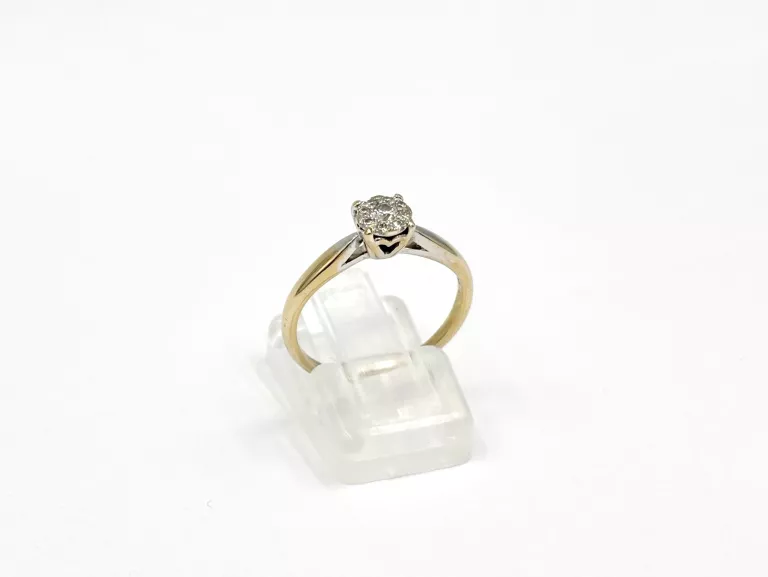 ZŁOTY PIERŚCIONEK Z DIAMENTAMI 375 1,97G R13 0,13CT