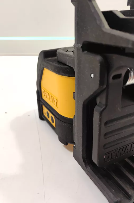 LASER KRZYZOWY DEWALT DW088CG