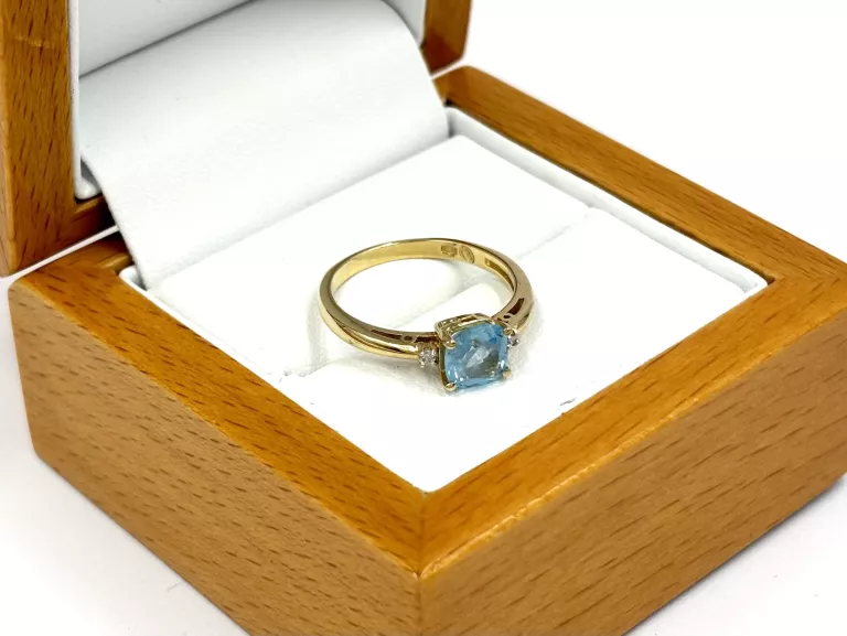 ZŁOTY PIERŚCIONEK Z TOPAZEM I DIAMENTAMI 585 2,33G R14 0,03CT
