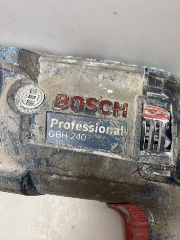 MŁOTOWIERTARKA BOSCH GBH 240