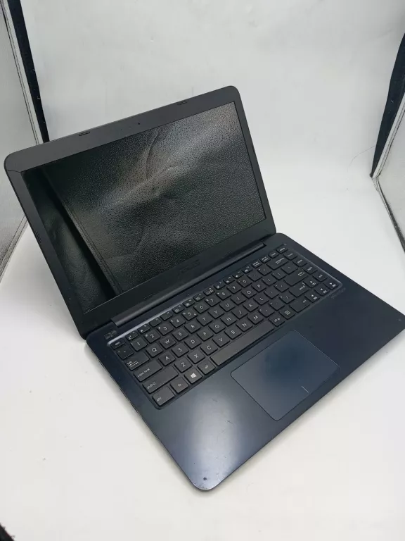LAPTOP ASUS E402Y AMD E2-7015/AMD RADEON R2/250/4 GB + ZASILACZ