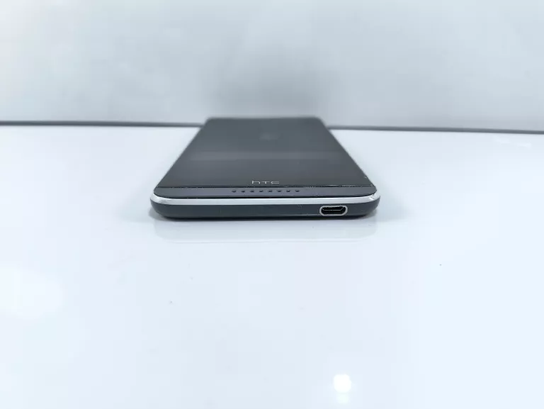 TELEFON HTC DESIRE 820