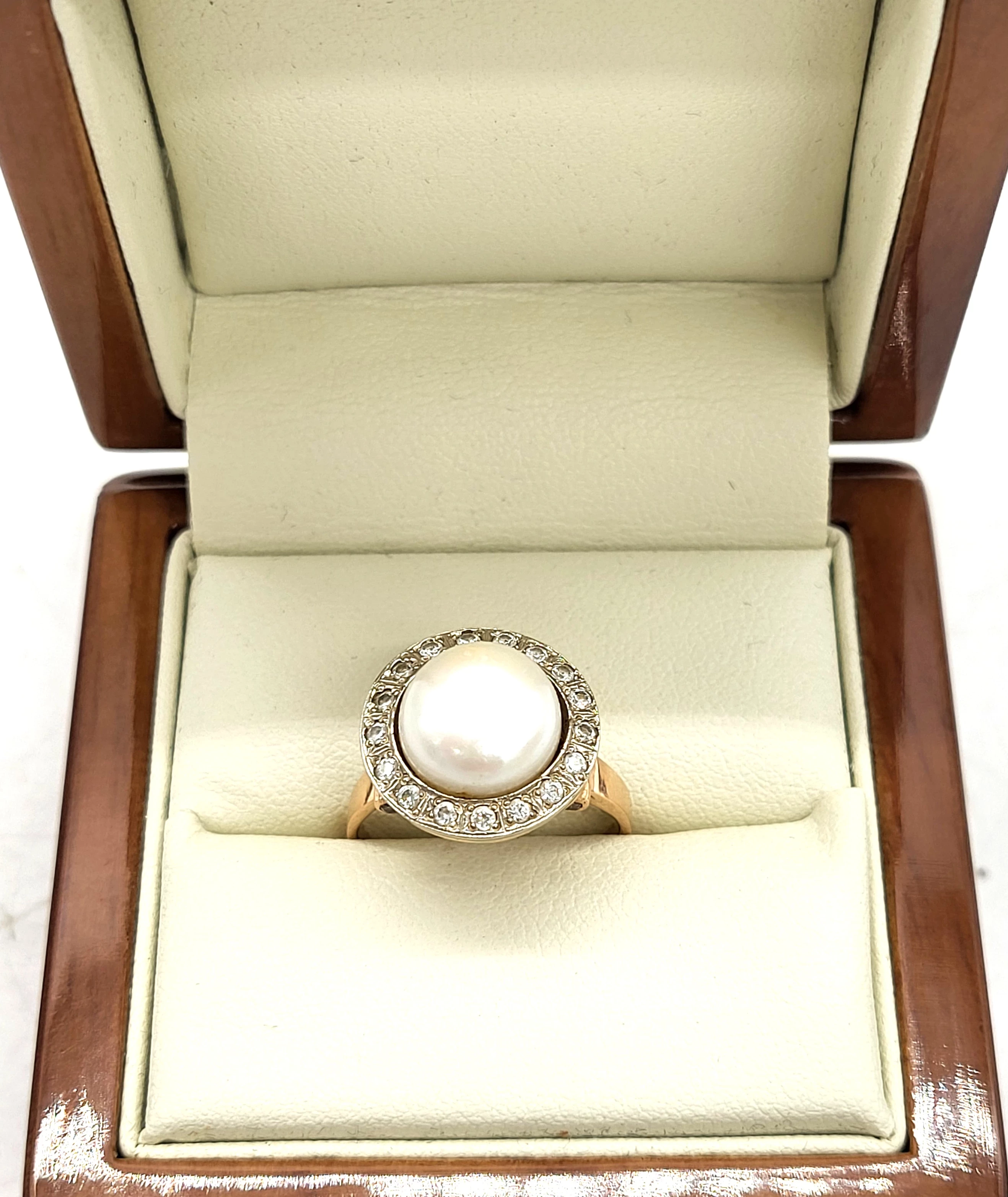 przepiekny-zloty-pierscionek-483585-kamien-17088-4194304