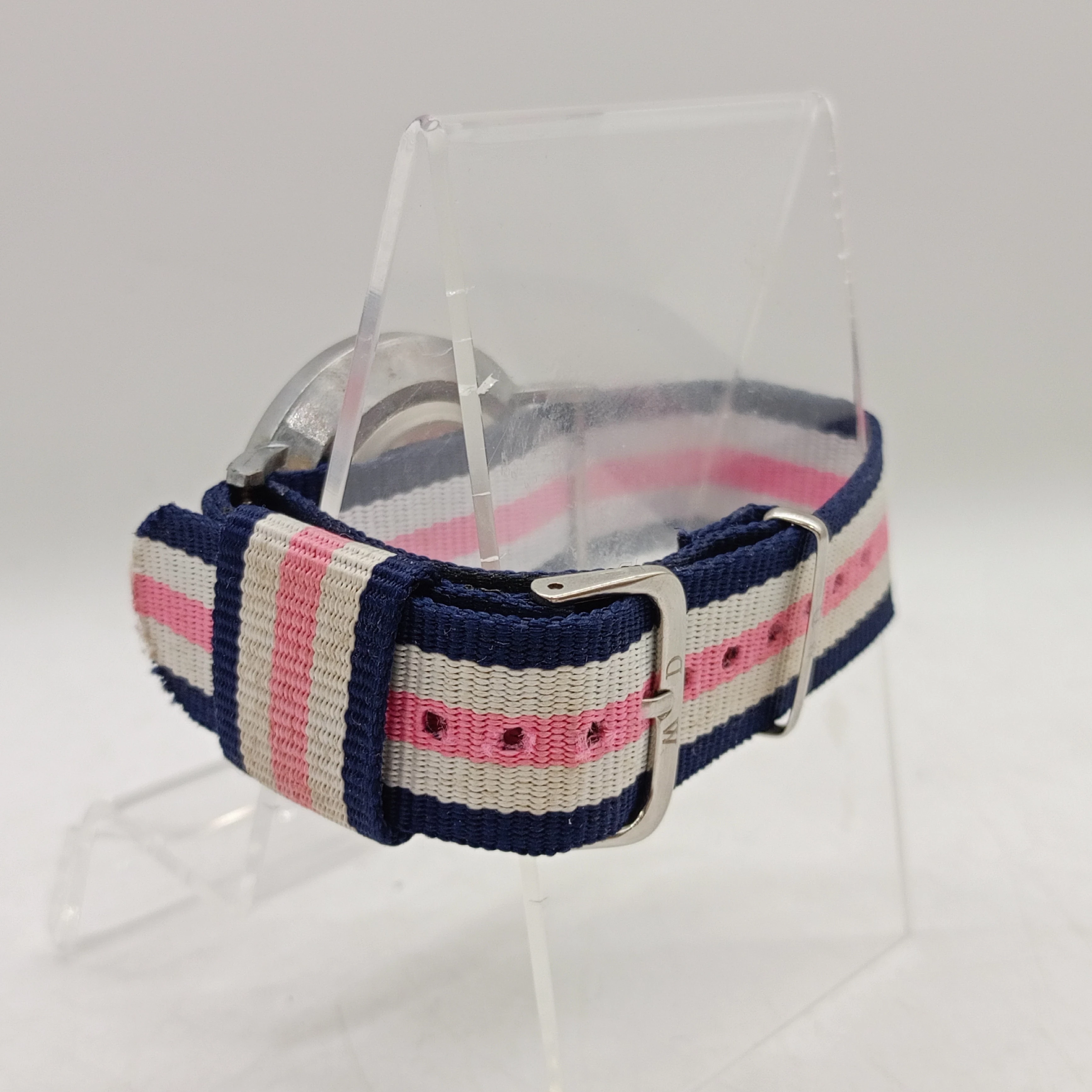 zegarek-nareczny-daniel-wellington-ean-gtin-7350068246654