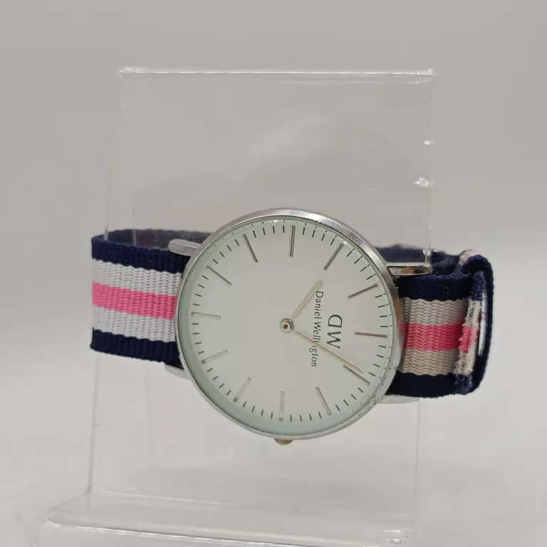 zegarek-nareczny-daniel-wellington-sikorskiego-1-starogard-gdanski