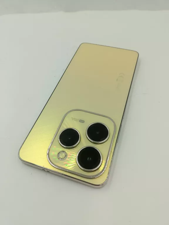 TELEFON INFINIX HOT 40 PRO 8GB/256GB KOMPLET