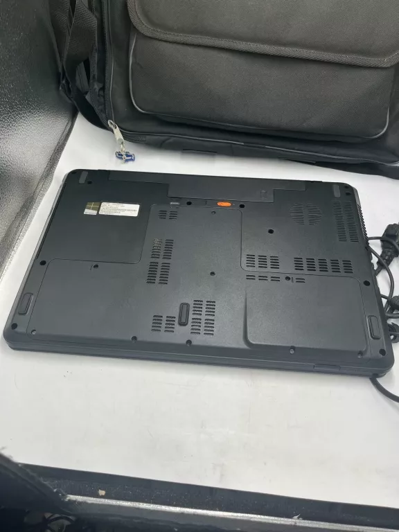 LAPTOP PACKARB BELL A4-5000 4GB 17.3 + ZAS DYSK DO WYMIANY