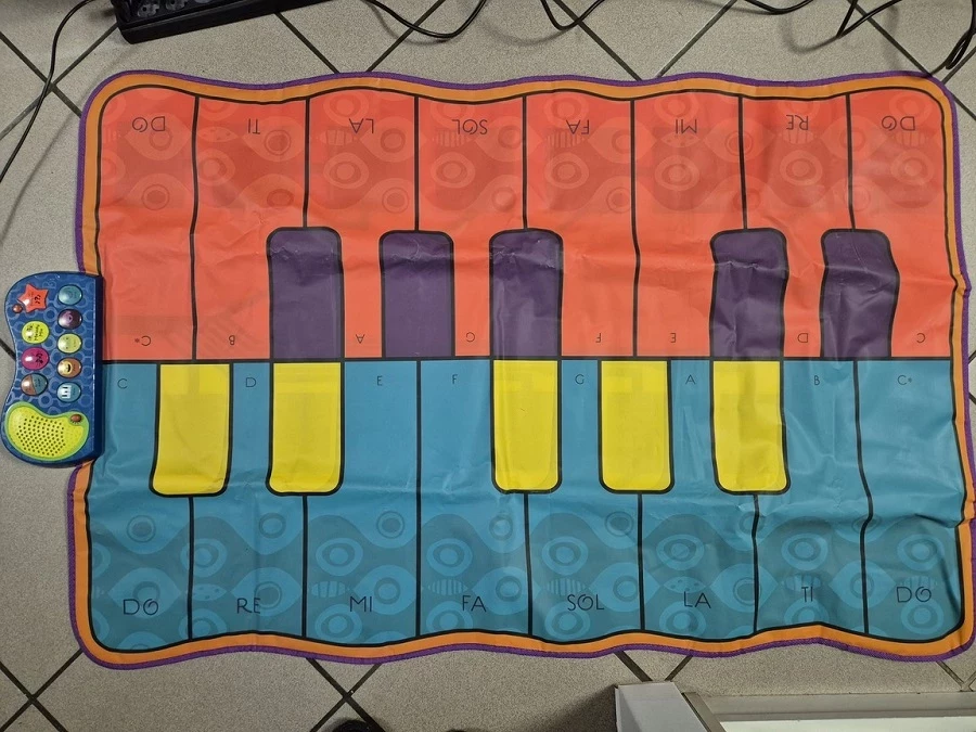mata-do-grania-na-pianinie-b-toys-boogie-woogie-mat-sliczna-54-sj-wroclaw
