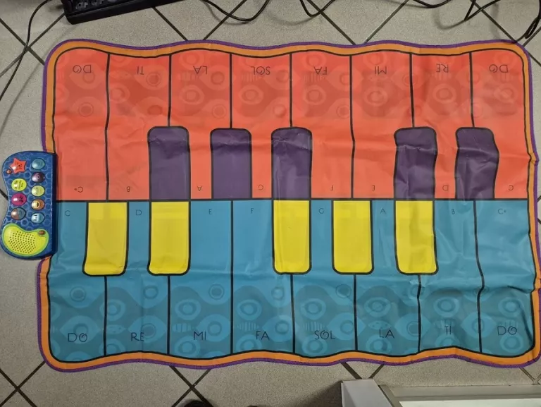 mata-do-grania-na-pianinie-b-toys-boogie-woogie-mat-sliczna-54-sj-wroclaw