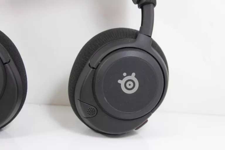 SŁUCHAWKI STEELSERIES ARCTIS NOVA 3