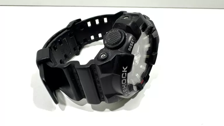 ZEGAREK CASIO GA-700