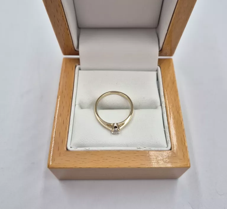 ZŁOTY PIERŚCIONEK 585 1,68G 1X BRYLANT 0,10 CT