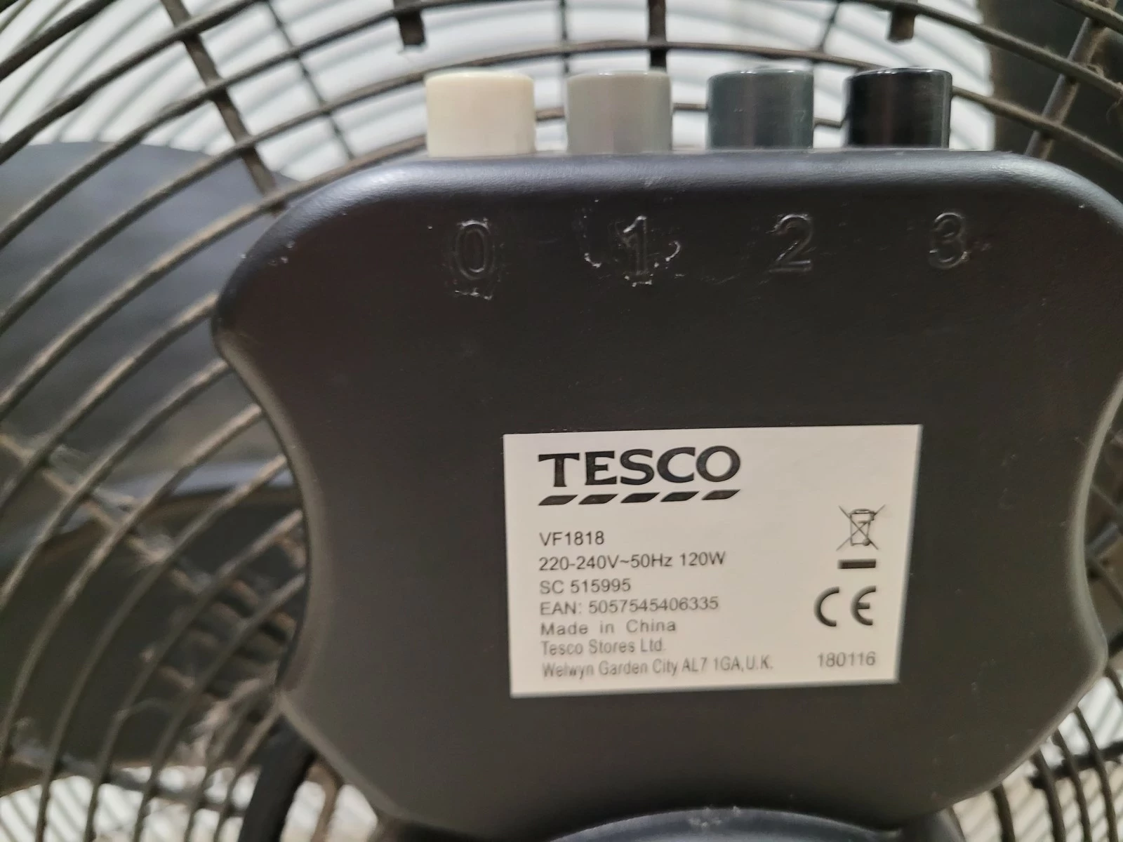 wentylator-podlogowy-tesco-vf1818-120w-kolor-dominujacy-129357-3