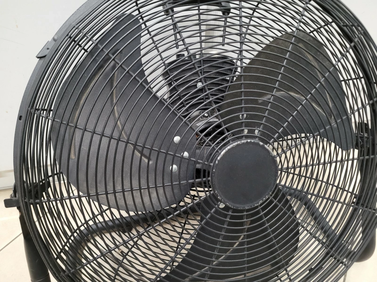 wentylator-podlogowy-tesco-vf1818-120w-stan-11323-2