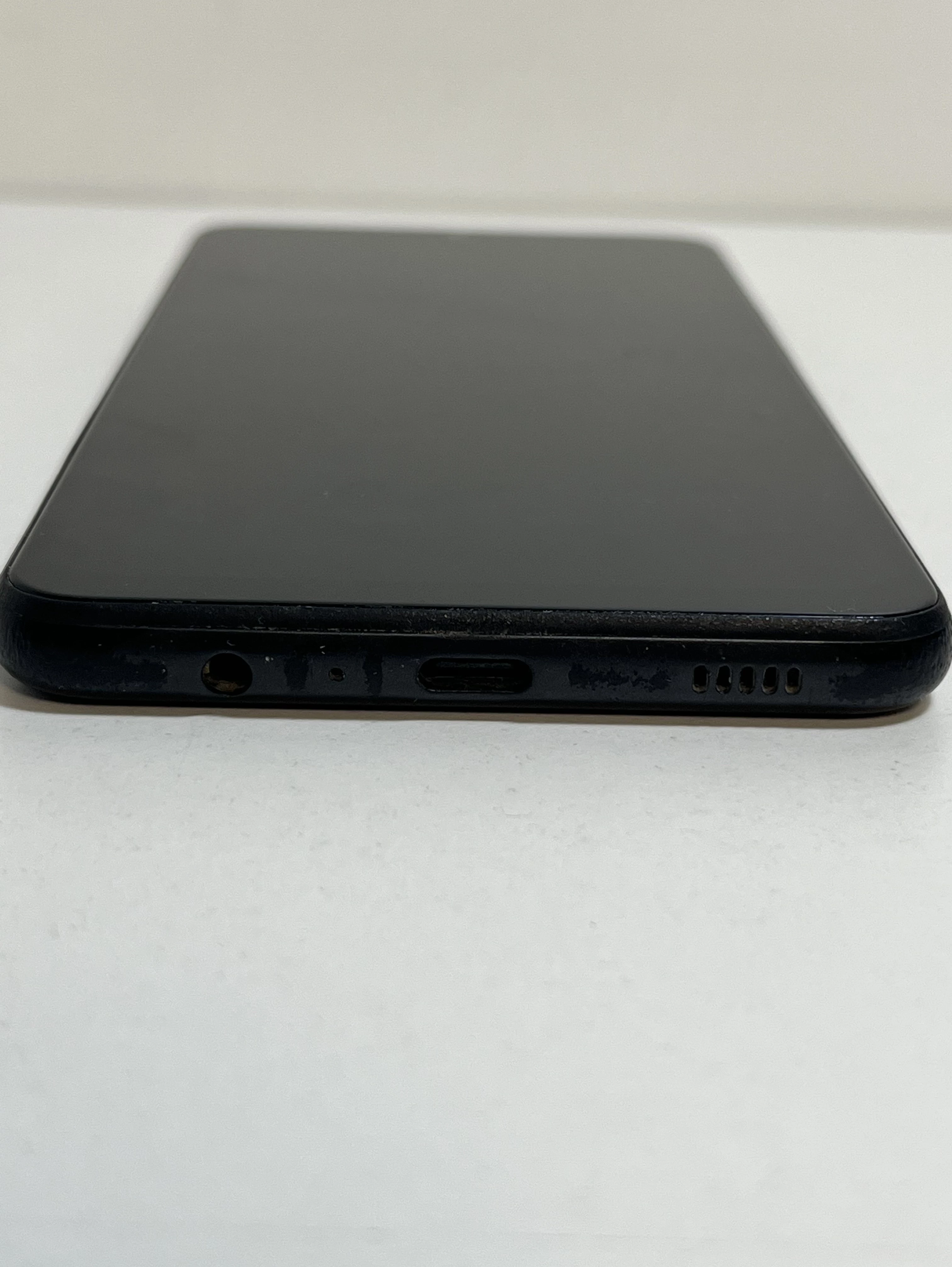 telefon-samsung-galaxy-a12-464gb-stan-11323-2