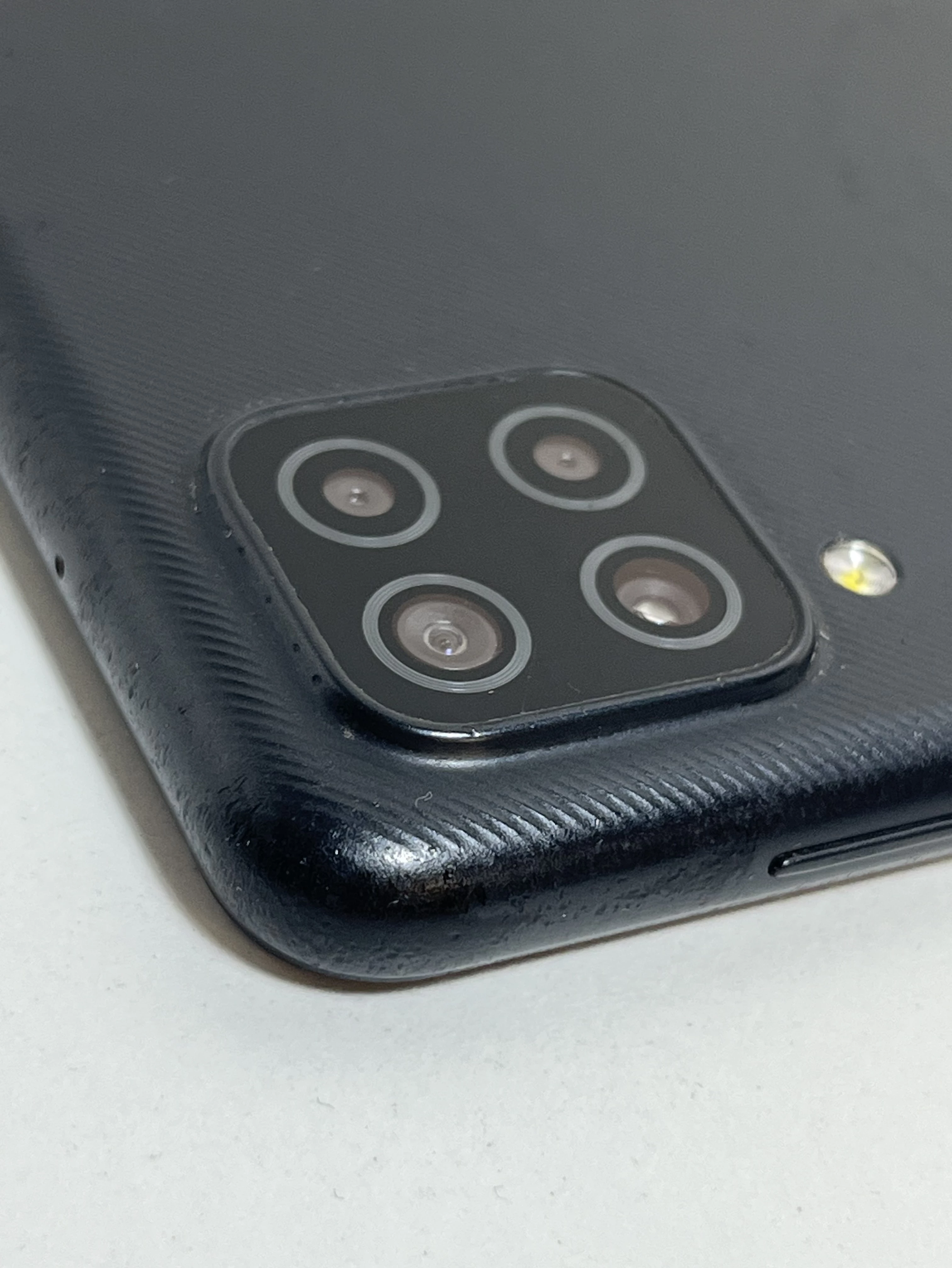 telefon-samsung-galaxy-a12-464gb-ean-gtin-8806090828089