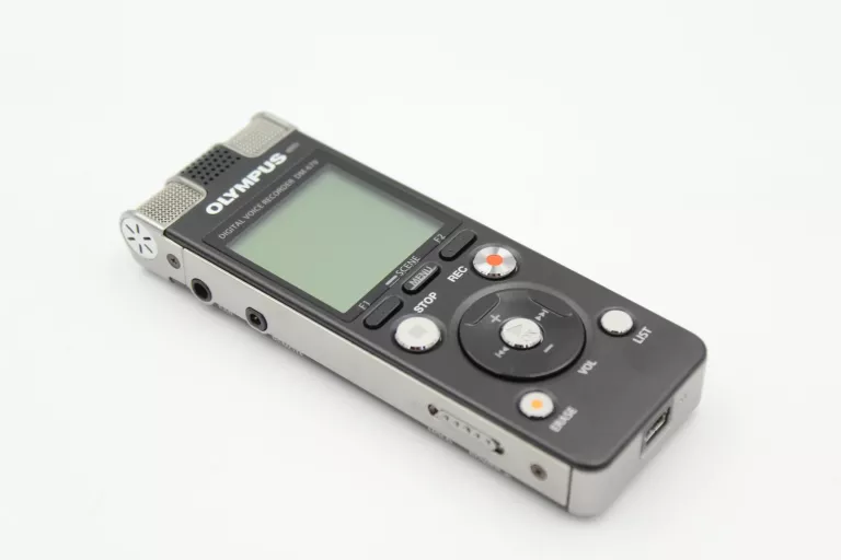STAN IDEALNY! DYKTAFON OLYMPUS DM-670 8GB + ETUI, INSTRUKCJA
