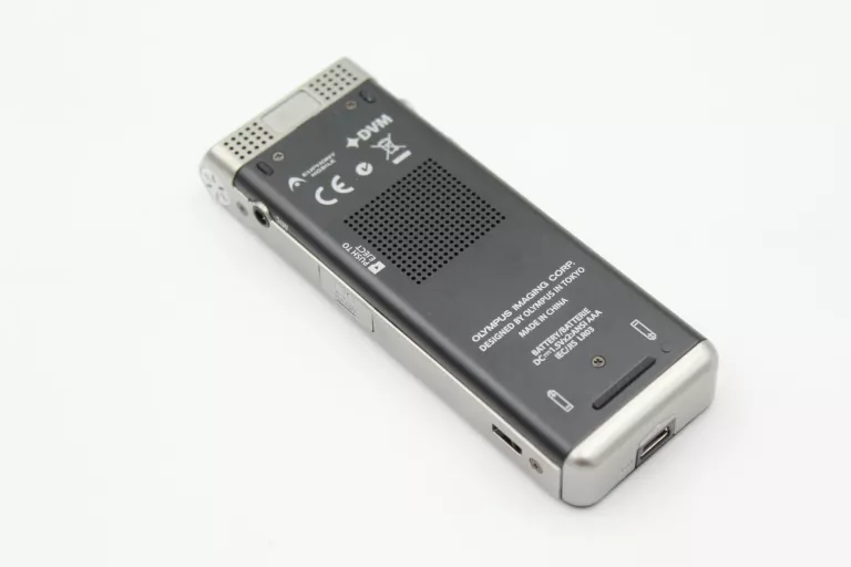 STAN IDEALNY! DYKTAFON OLYMPUS DM-670 8GB + ETUI, INSTRUKCJA