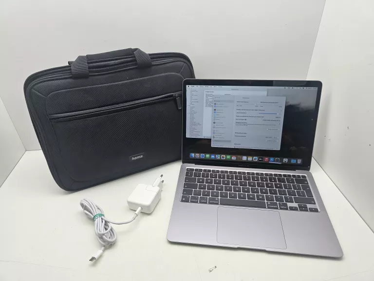 LAPTOP MACBOOK AIR M1 8/256 + ŁAD + TORBA HAMA