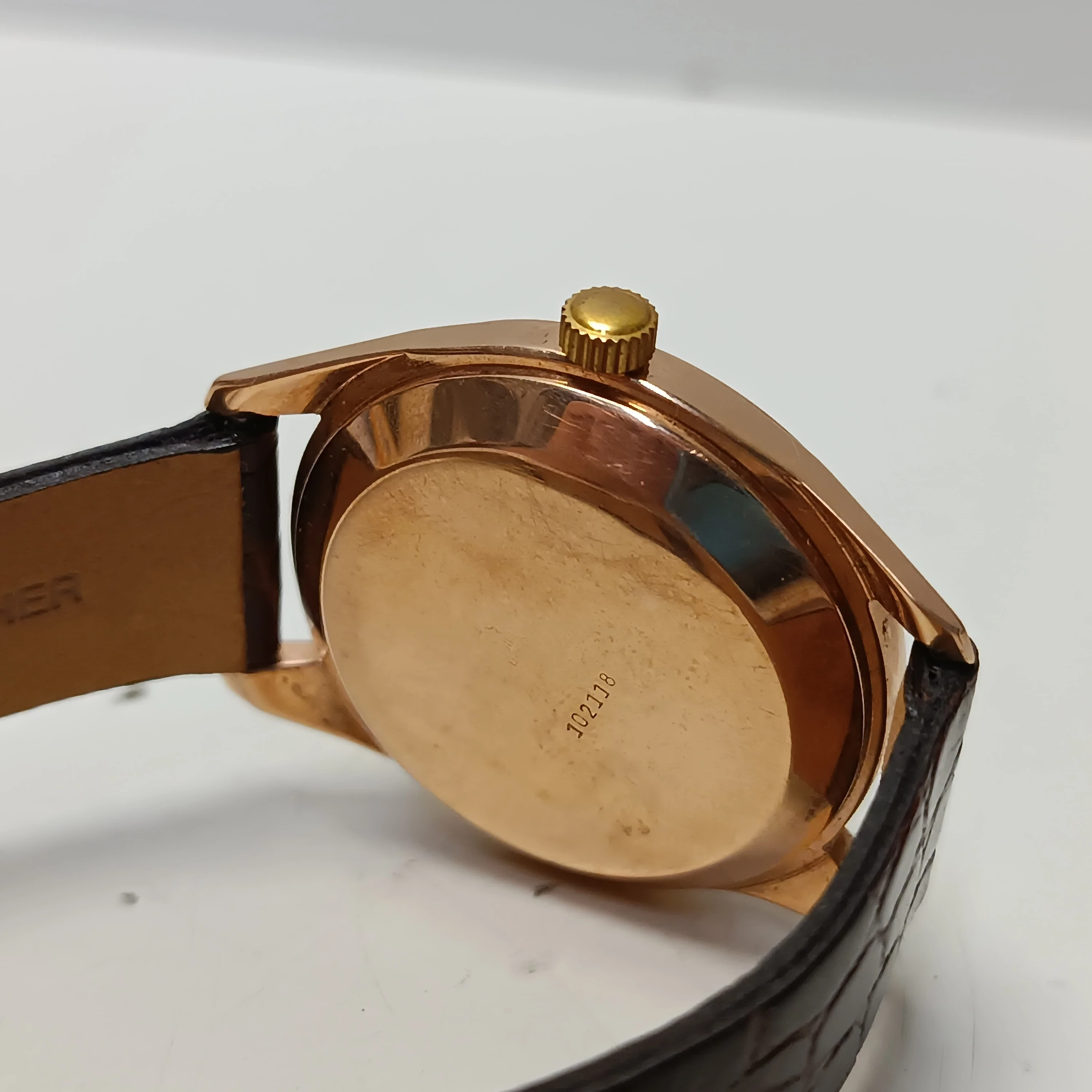 zloty-zegarek-poljot-23-kamienie-proba-583-vintage-ksztalt-koperty-129223-2