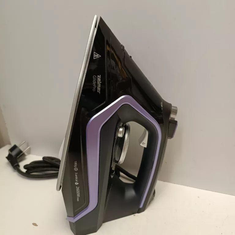 ŻELAZKO PAROWE ZELMER ZIR2600