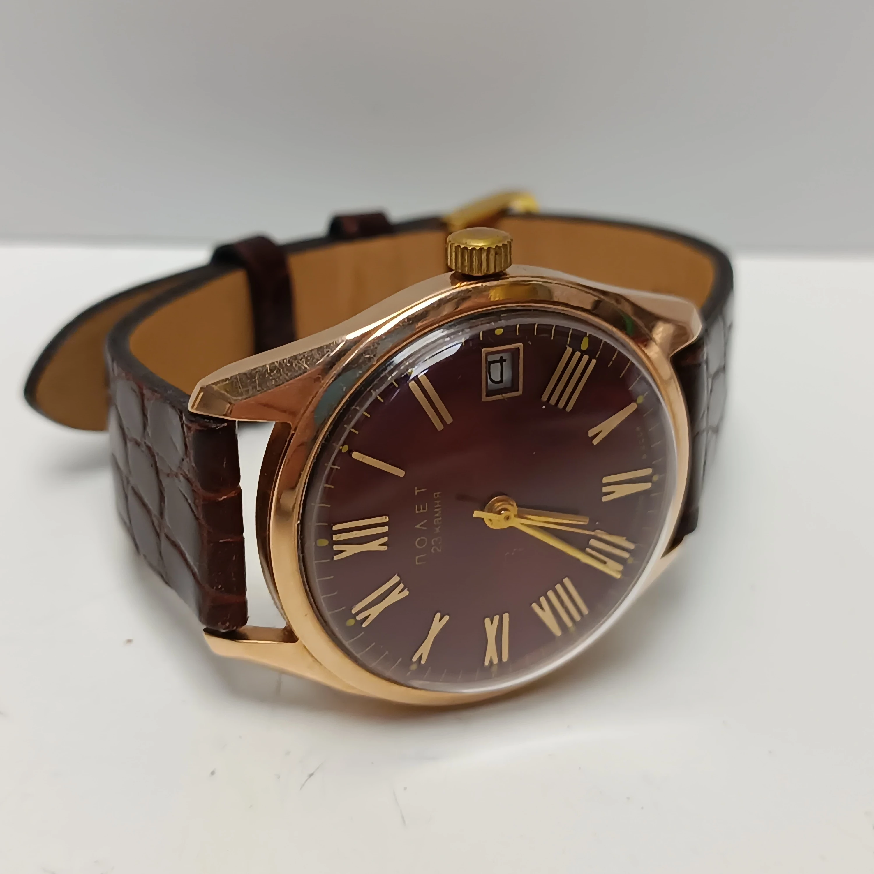 zloty-zegarek-poljot-23-kamienie-proba-583-vintage-osiedle-teatralne-3u15-krakow