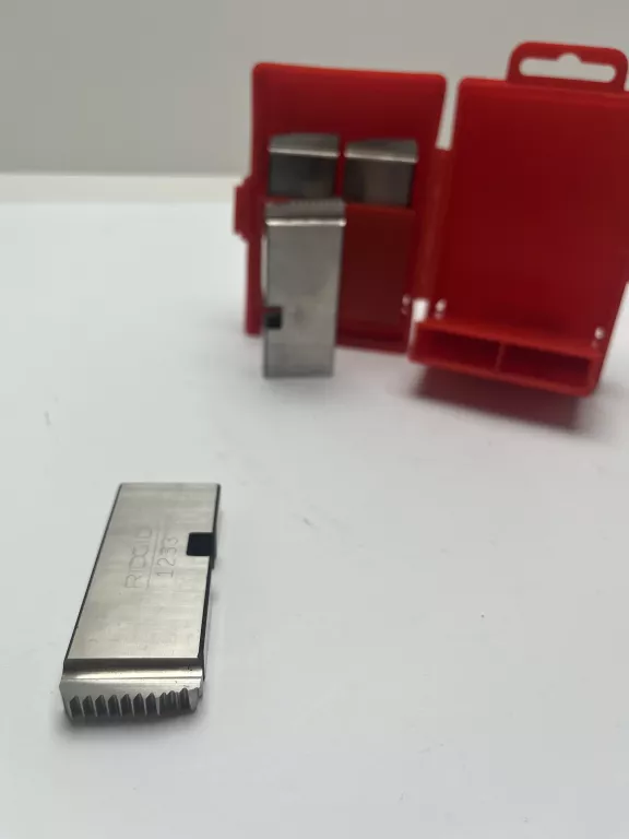 ridgid-51377-noze-do-glowic-gwinciarskich-25-3-stan-11323-2