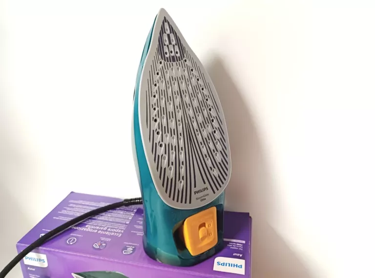 ZELAZKO PHILIPS AZUR 7000 SERIES PUD [241125011]