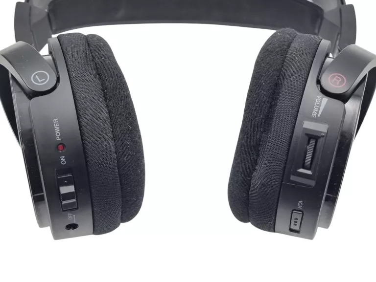SŁUCHAWKI NAUSZNE BEZPRZEWODOWE SONY MDR-RF811RK Z TRANSMITEREM